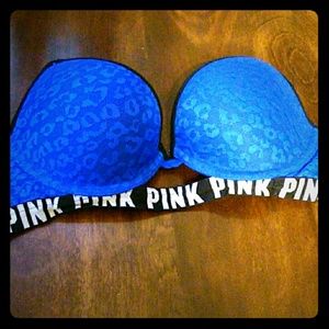 Victoria's Secret Pink wear everywhere push up bra